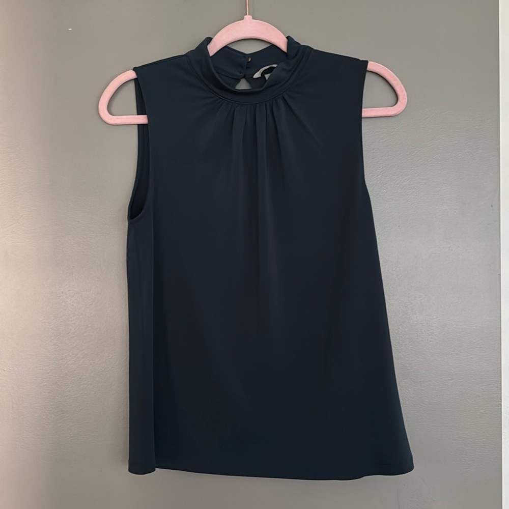 NWOT H&M Sleeveless Mockneck Blouse, S
